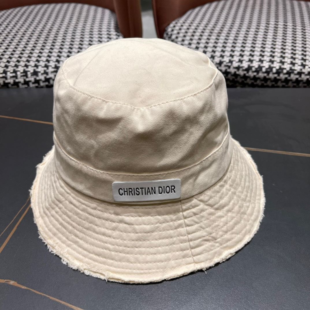 Christian Dior Caps